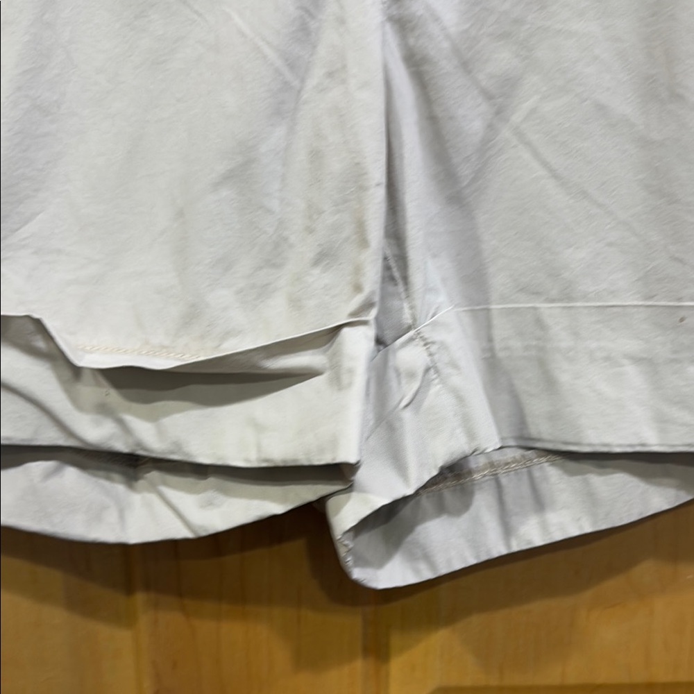 Tommy Hilfiger Cream Cargo Shorts Mid-Thigh Length size 10 - Picture 4 of 9